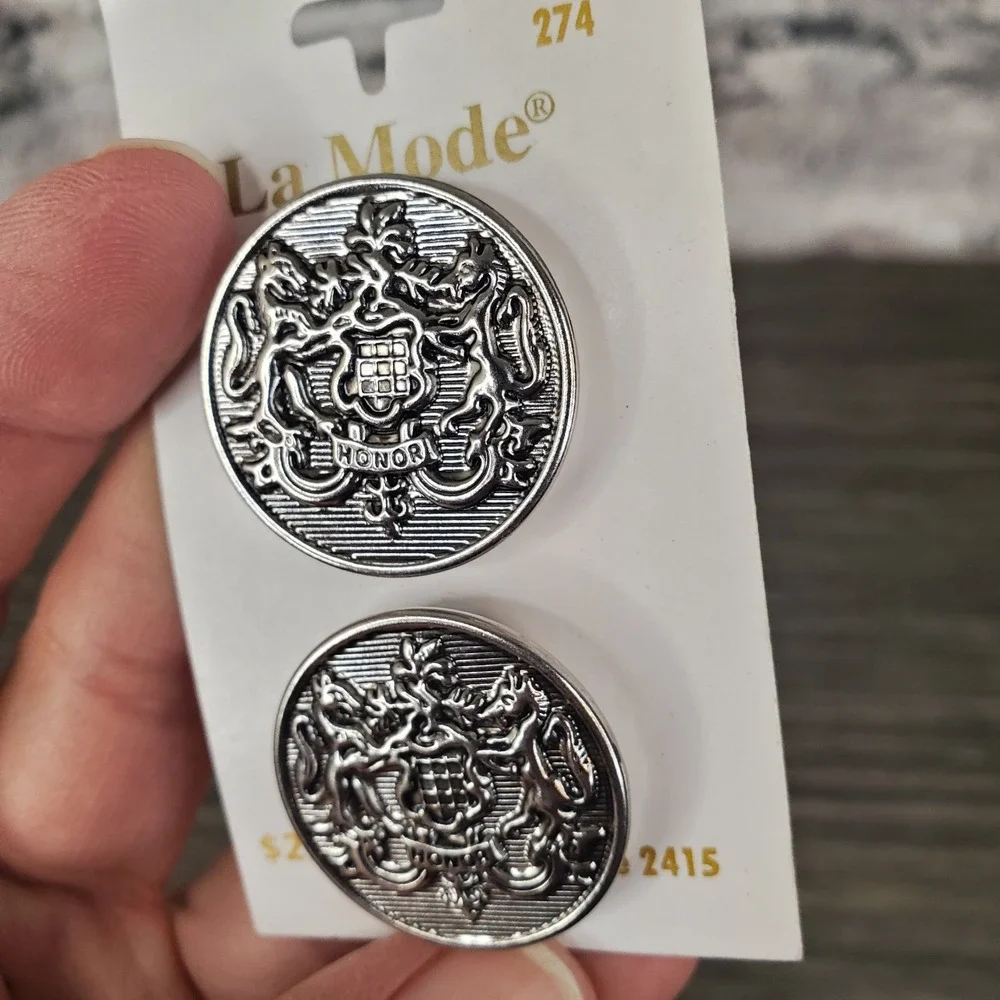 LaMode Lot Of 2 (4) Silvertone Military Honor Lion Coat of Arms Uniform Buttons